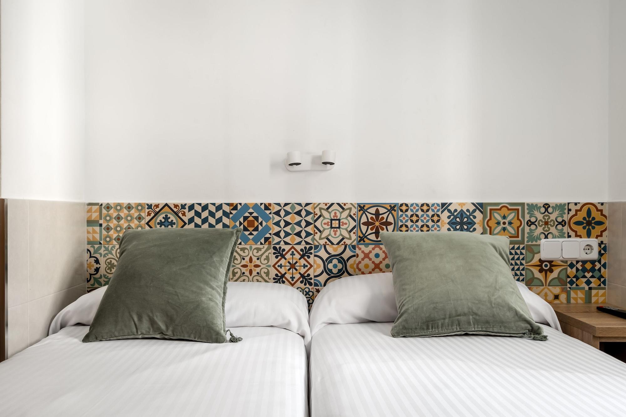 Hostal Baler Barcelone Extérieur photo