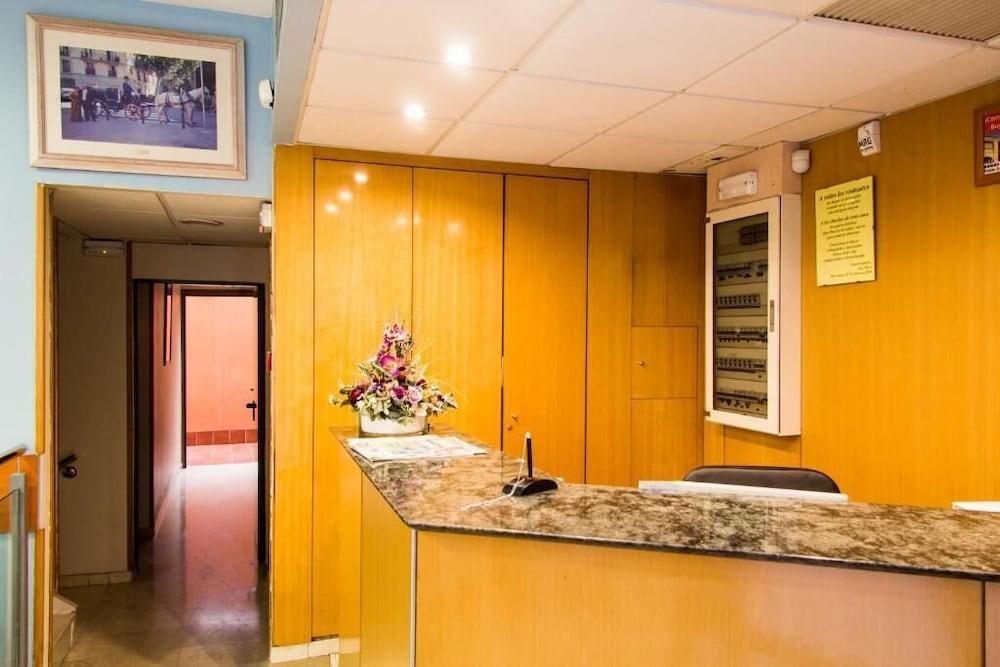 Hostal Baler Barcelone Extérieur photo